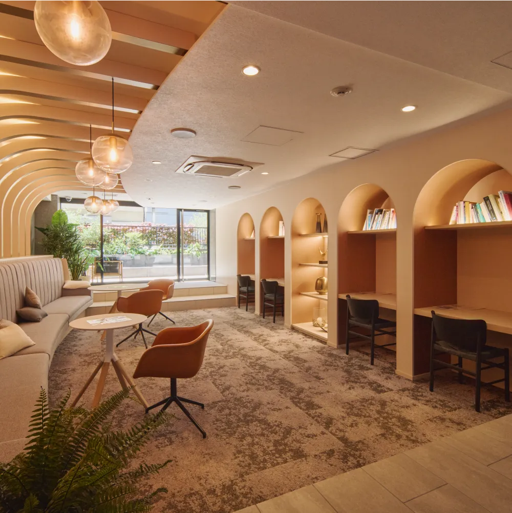 COWORKING SPACE & LOUNGE